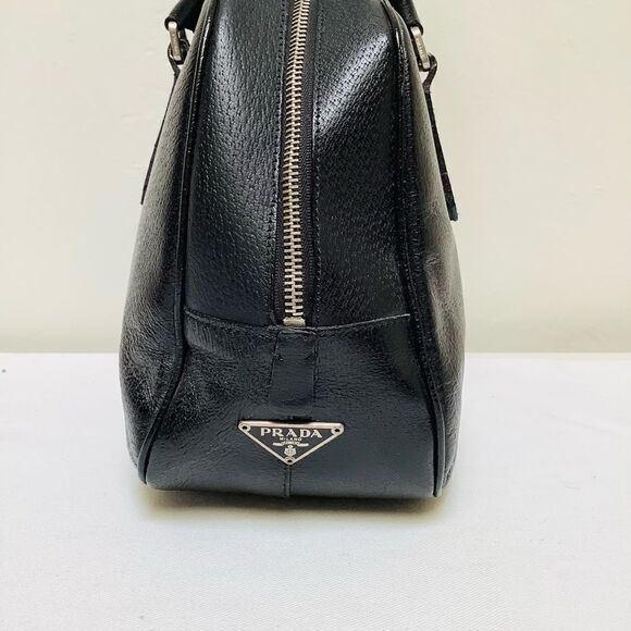VINTAGE PRADA BOWLING BAG BOSTON BAG BLACK LEATHER EUC SHOULDER BAG PERFECTION - Picture 8 of 15